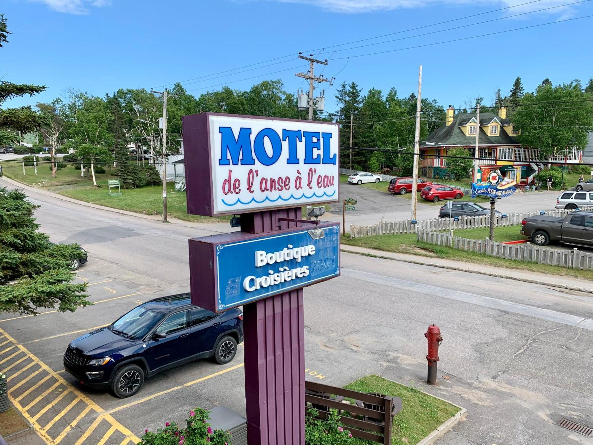 Motel De L'Anse A L'Eau Tadoussac Exterior photo